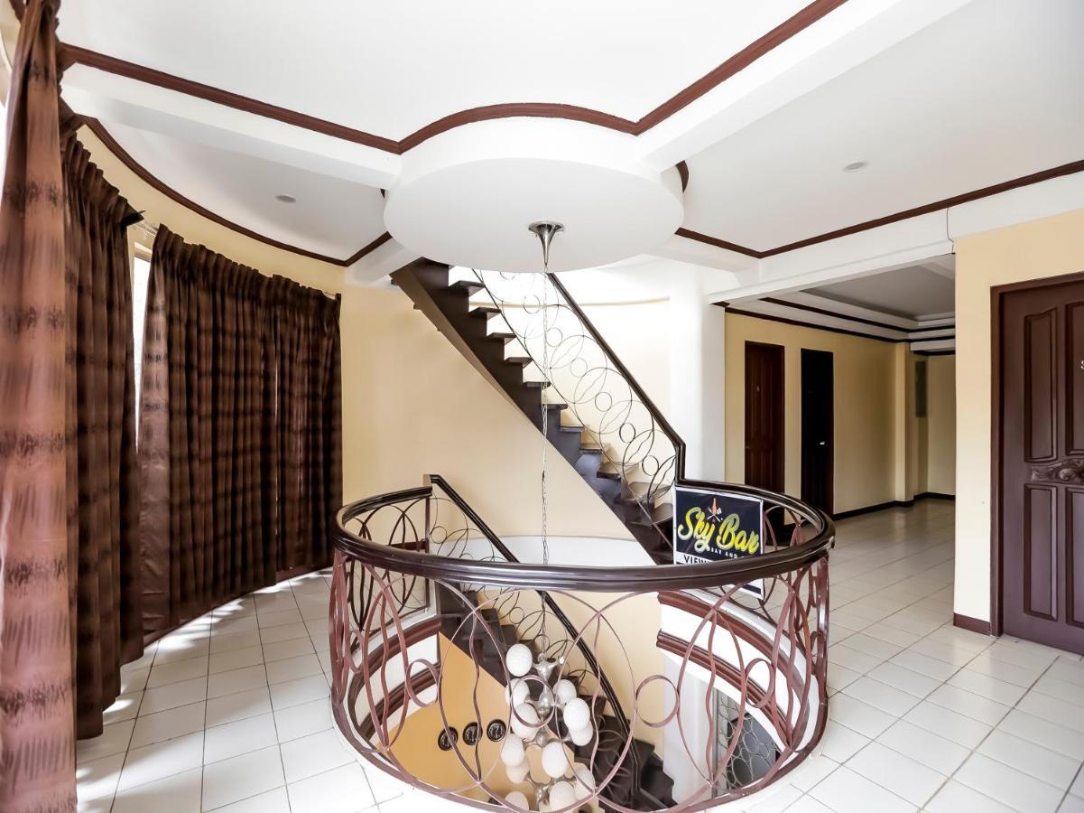 Oyo 759 Royal South Garden Suites Tagaytay City Exteriér fotografie
