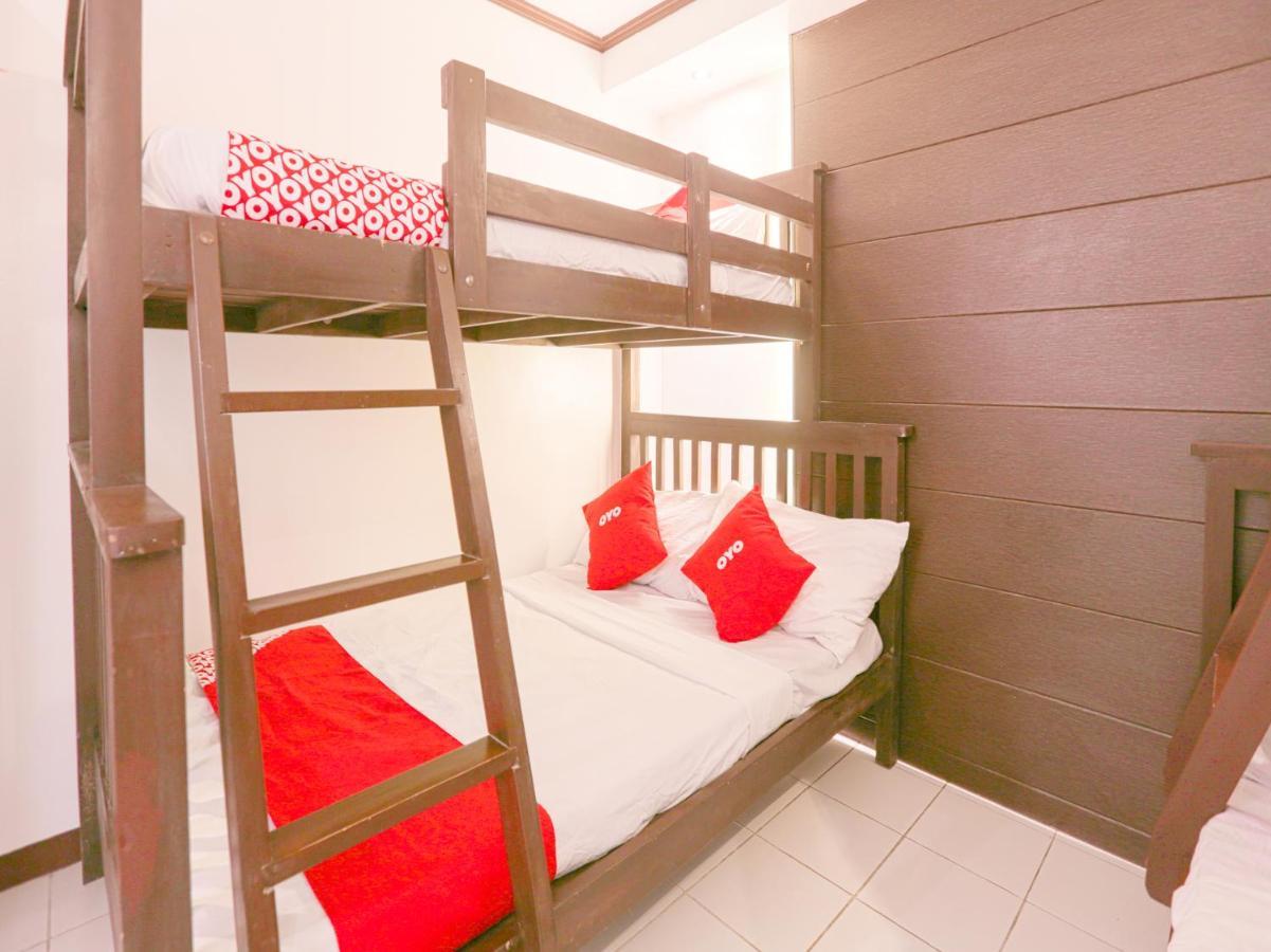 Oyo 759 Royal South Garden Suites Tagaytay City Exteriér fotografie